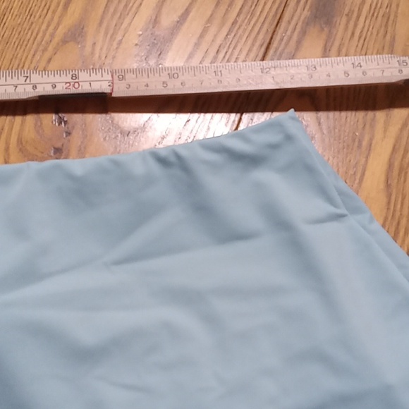 Andie The Skirt Glossy Eco Nylon Cabana Blue Medium NWT - Picture 5 of 8